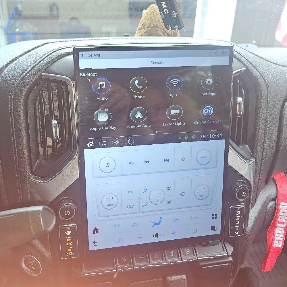 Chevrolet Silverado Tesla Screen