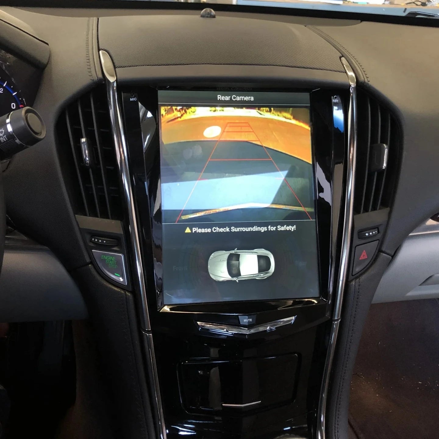 Cadillac SRX 2013-2018 | Tesla-style Apple Carplay Screen