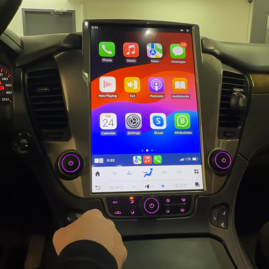 Chevrolet Tahoe Tesla-style Carplay Screen