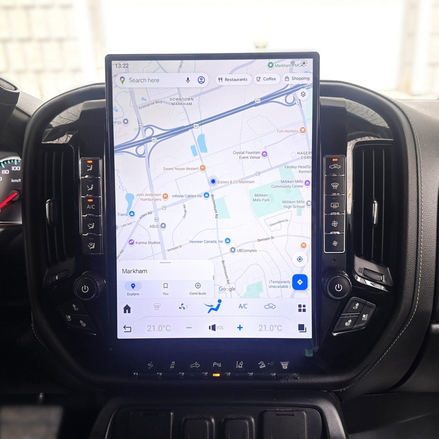 Touch Screen Radio - Chevrolet Silverado Tesla Screen