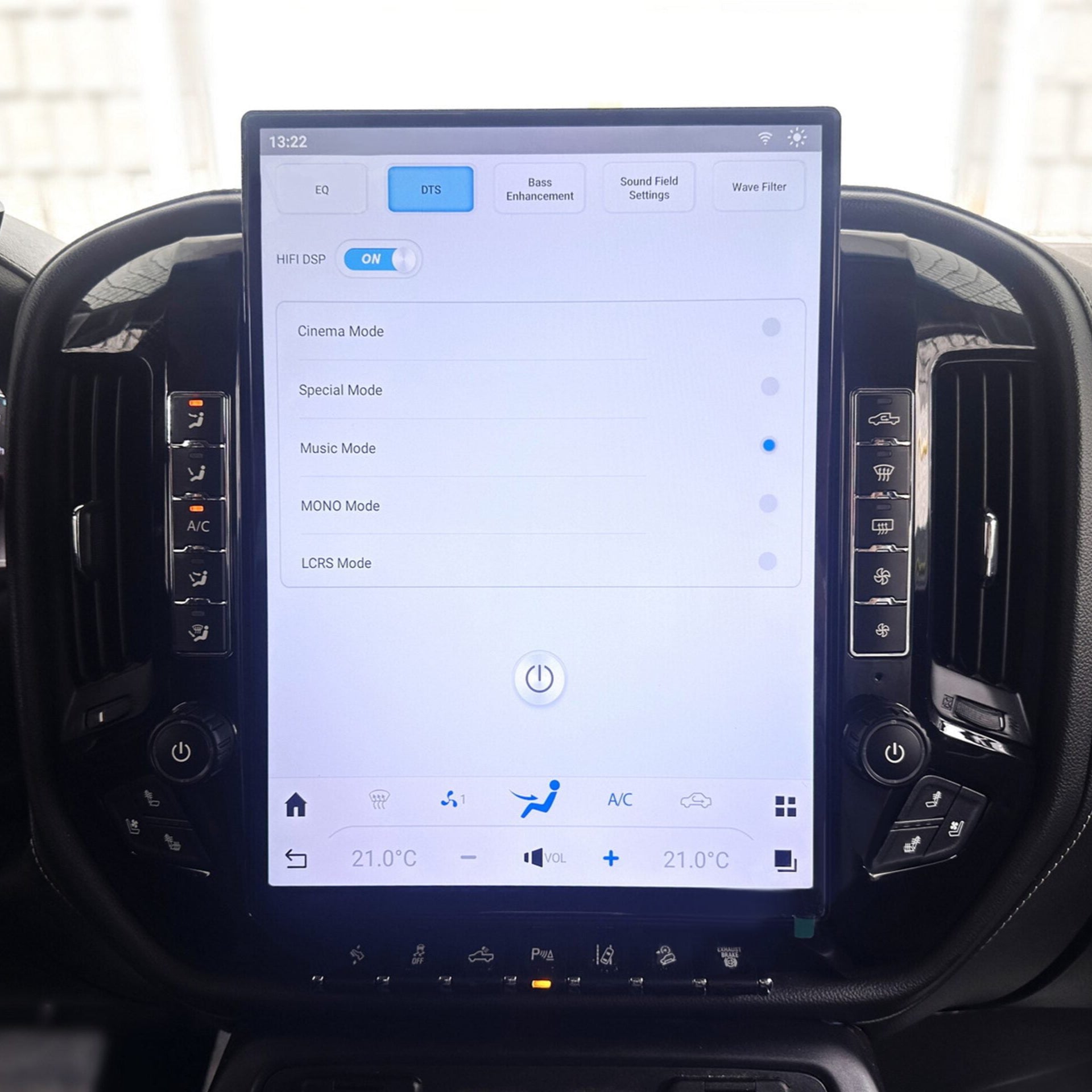 GMC Sierra Tesla Screen
