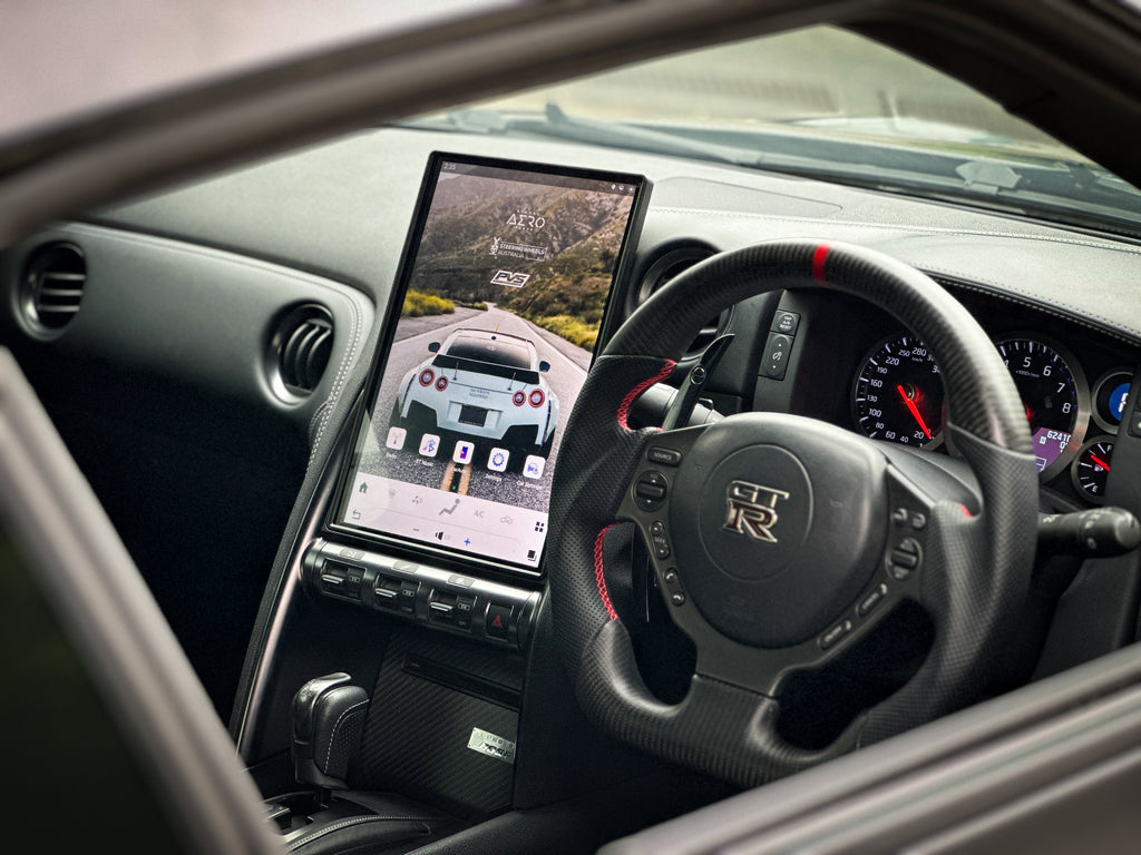 Nissan GT-R 2008-2017 | Tesla-style Apple Carplay Screen