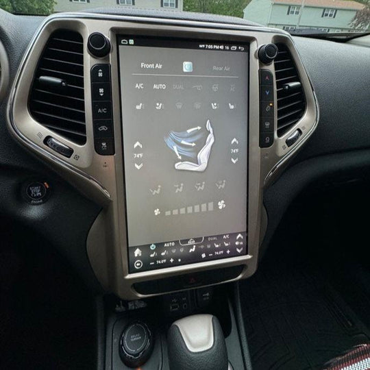 Jeep Cherokee Tesla-style Screen