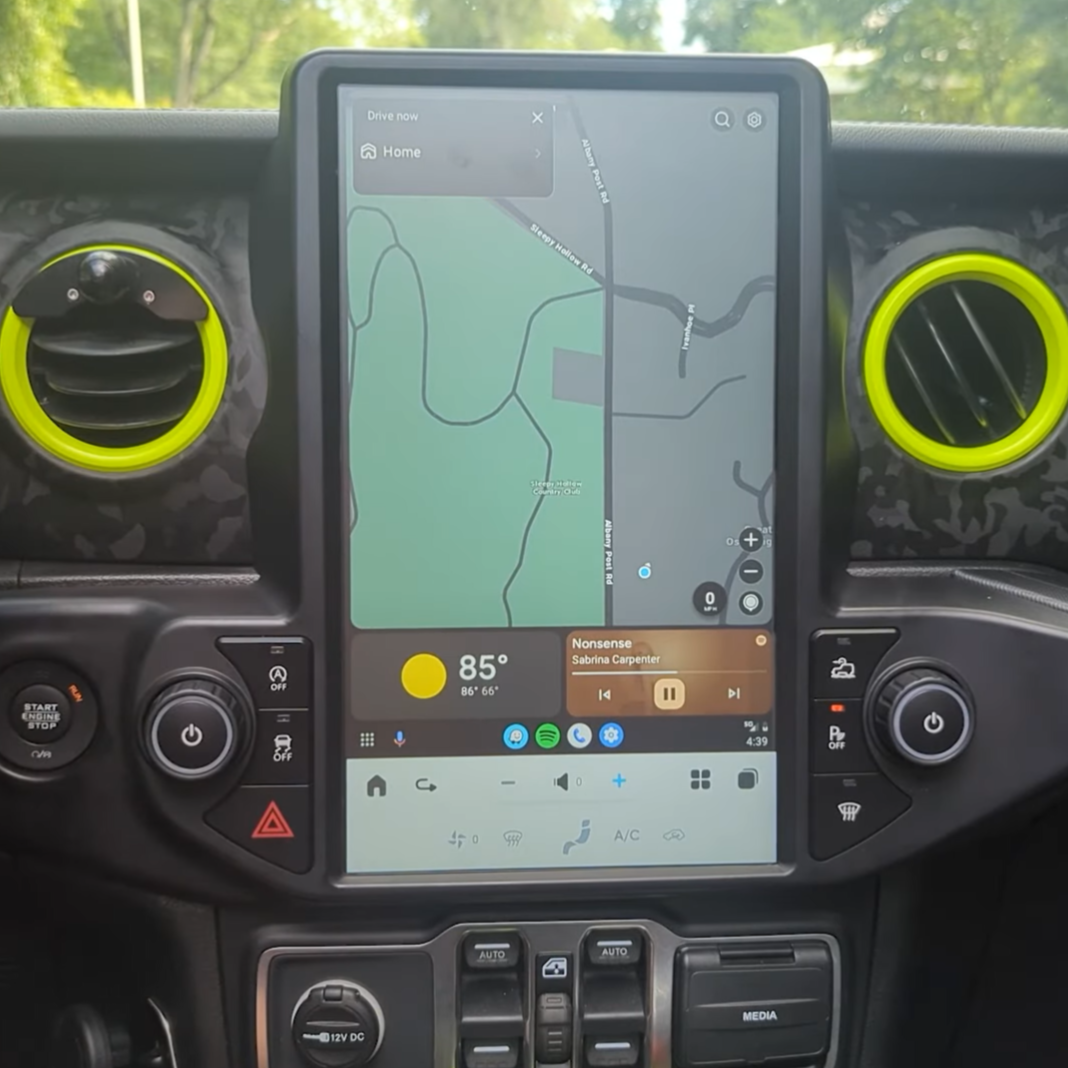 Jeep Rear Screen Tesla-style CarPlay Screens for Jeep | Merge Screens