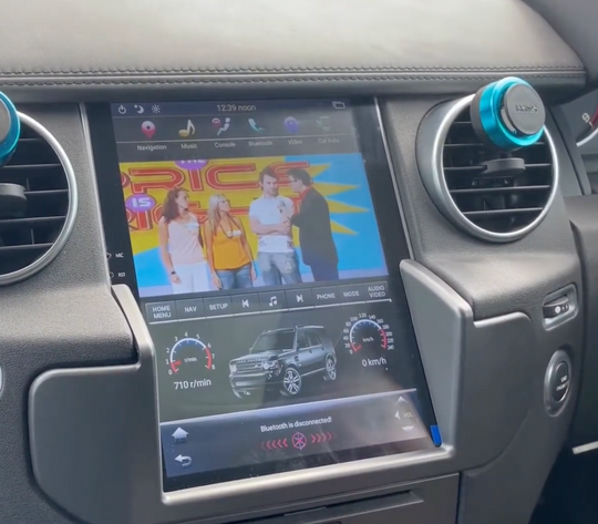 Land Rover Discovery 4 Tesla-style Screen