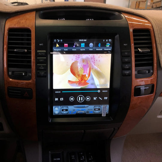 Lexus GX Tesla Screen