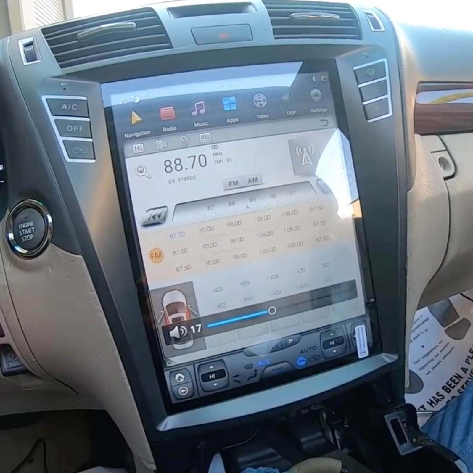 Lexus Tesla Screens – Merge Screens
