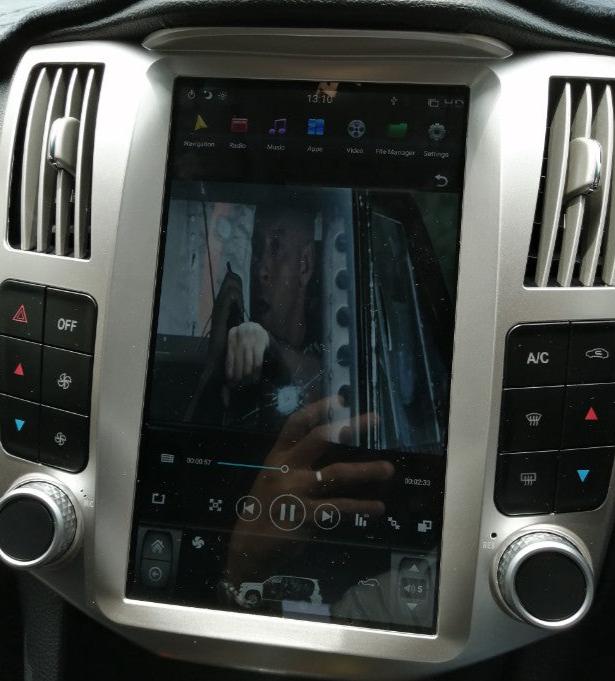 Lexus RX Tesla-style Carplay Screen