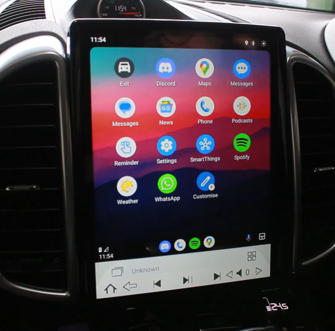Tesla Screen Example Tesla-style CarPlay Screens for Porsche | Merge Screens