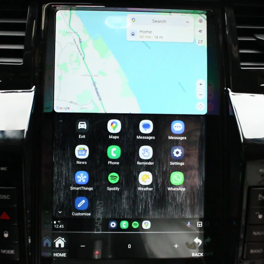 Land & Range Rover Tesla Screens – Merge Screens