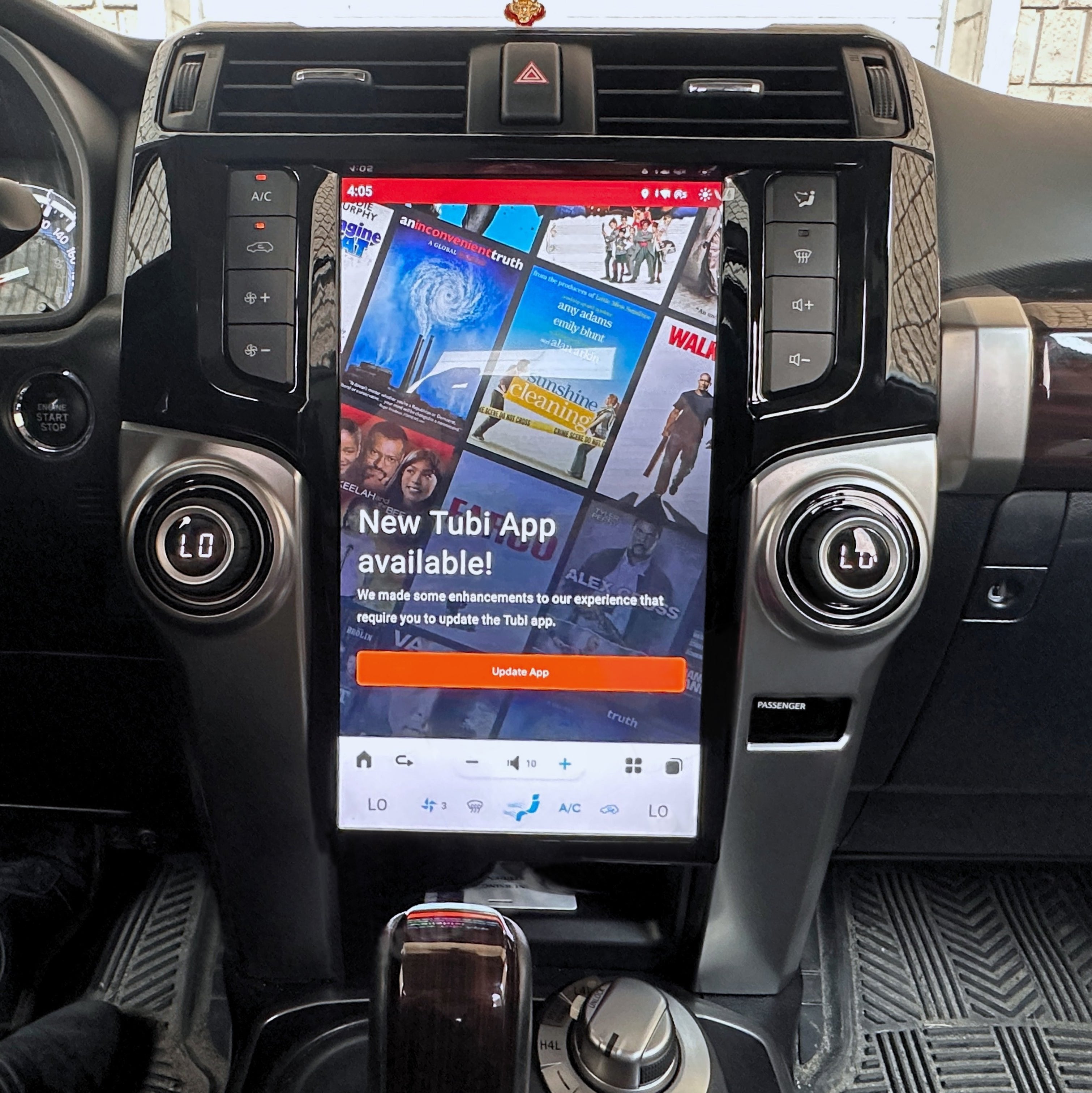 Tesla-style CarPlay Modules for Toyota | Merge Screens