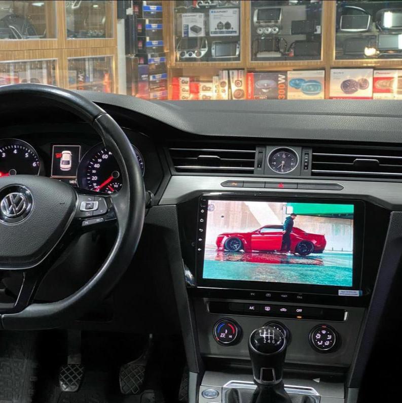 Volkswagen Passat Apple Carplay & Android Auto Screen