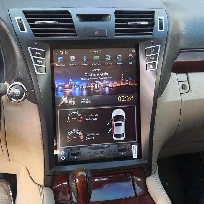 Lexus LS Tesla-style Screen 