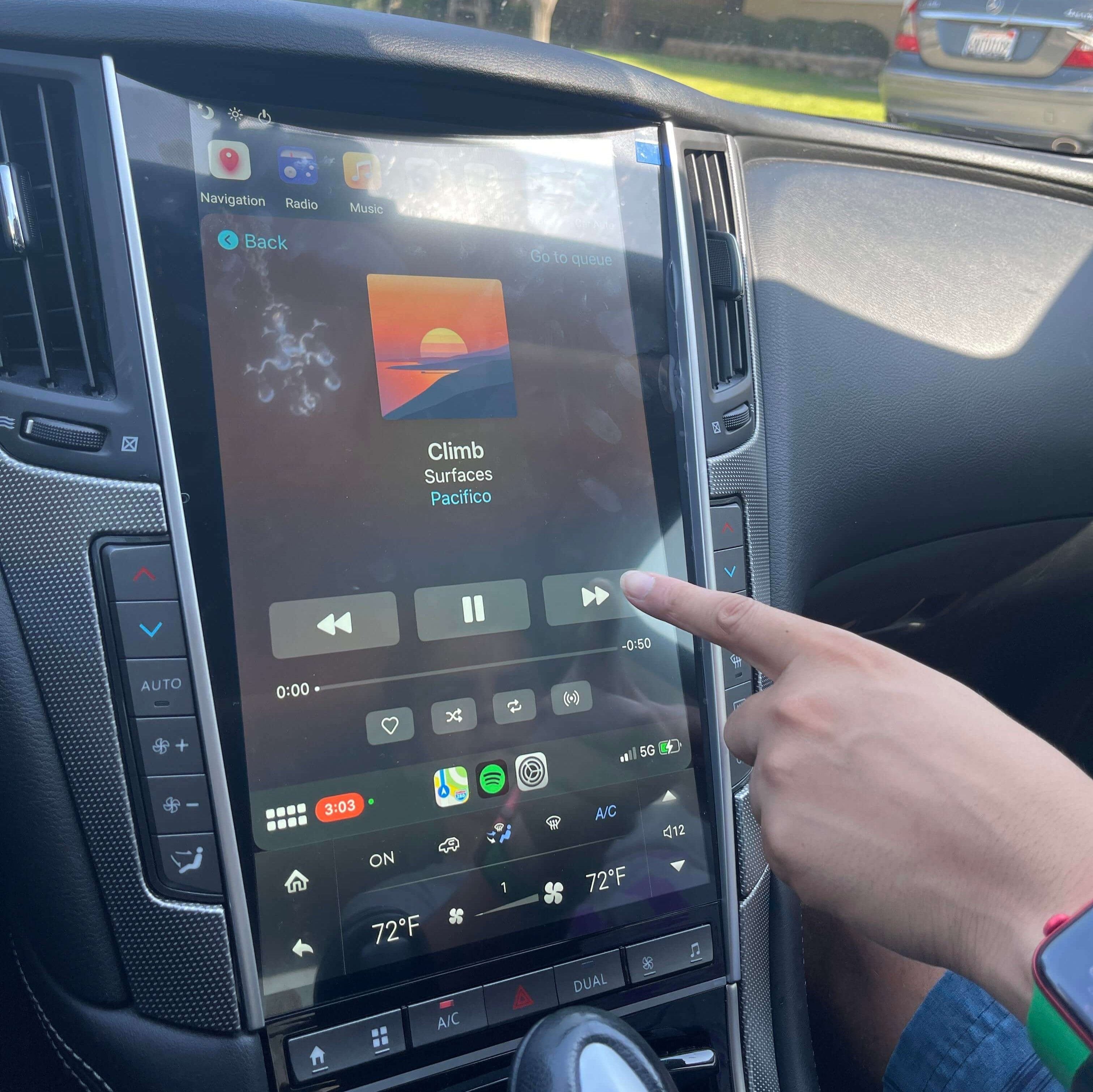 Infiniti Q50 Tesla Screen