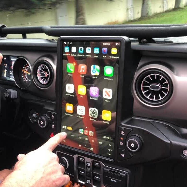 Jeep Wrangler Tesla Screen