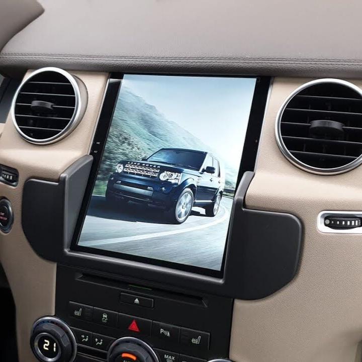 Tesla-style Land Rover Discovery 4 Screen Upgrade