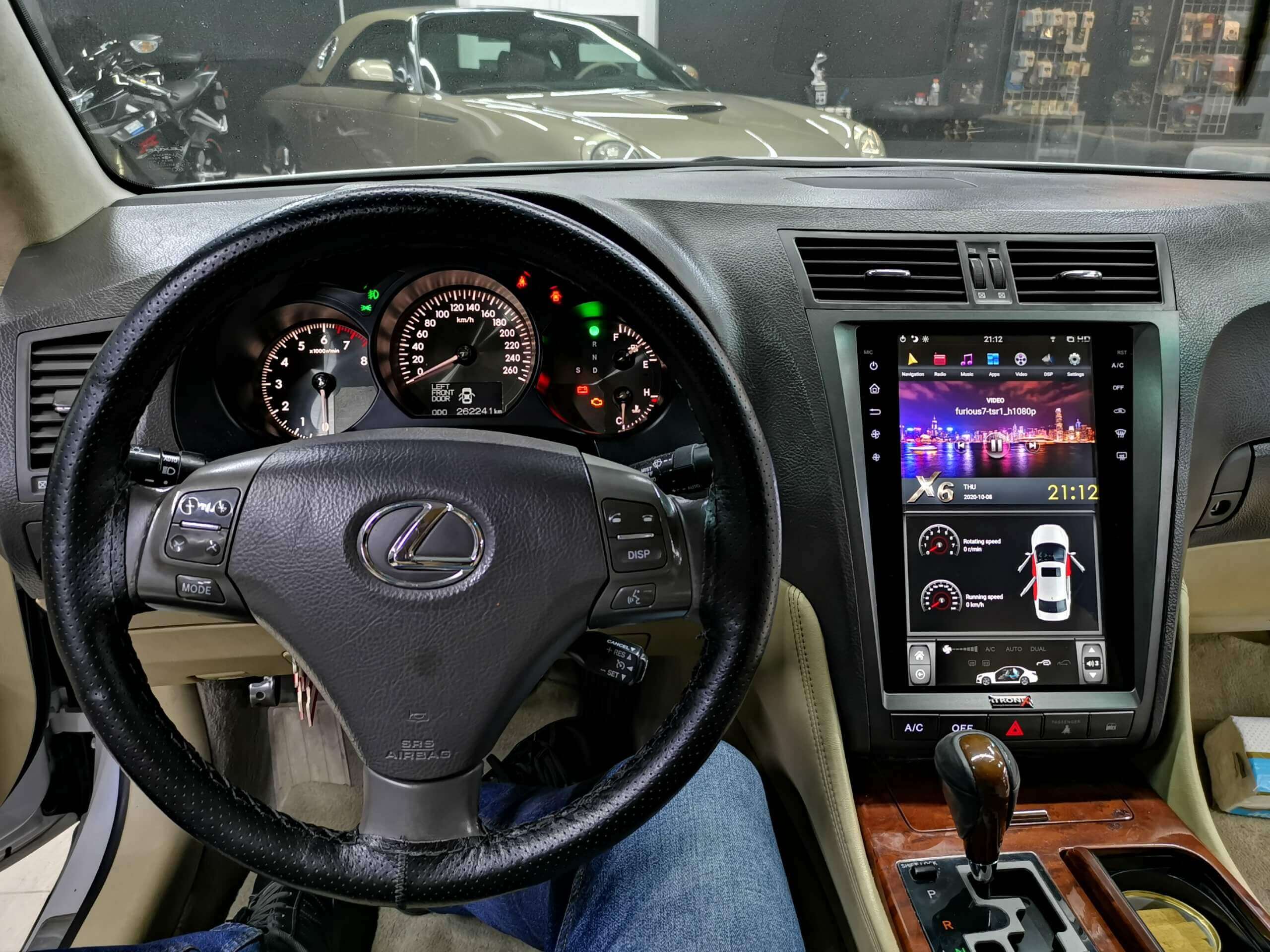 Custom Lexus Screen Tesla-style CarPlay Screens for Lexus | Merge Screens