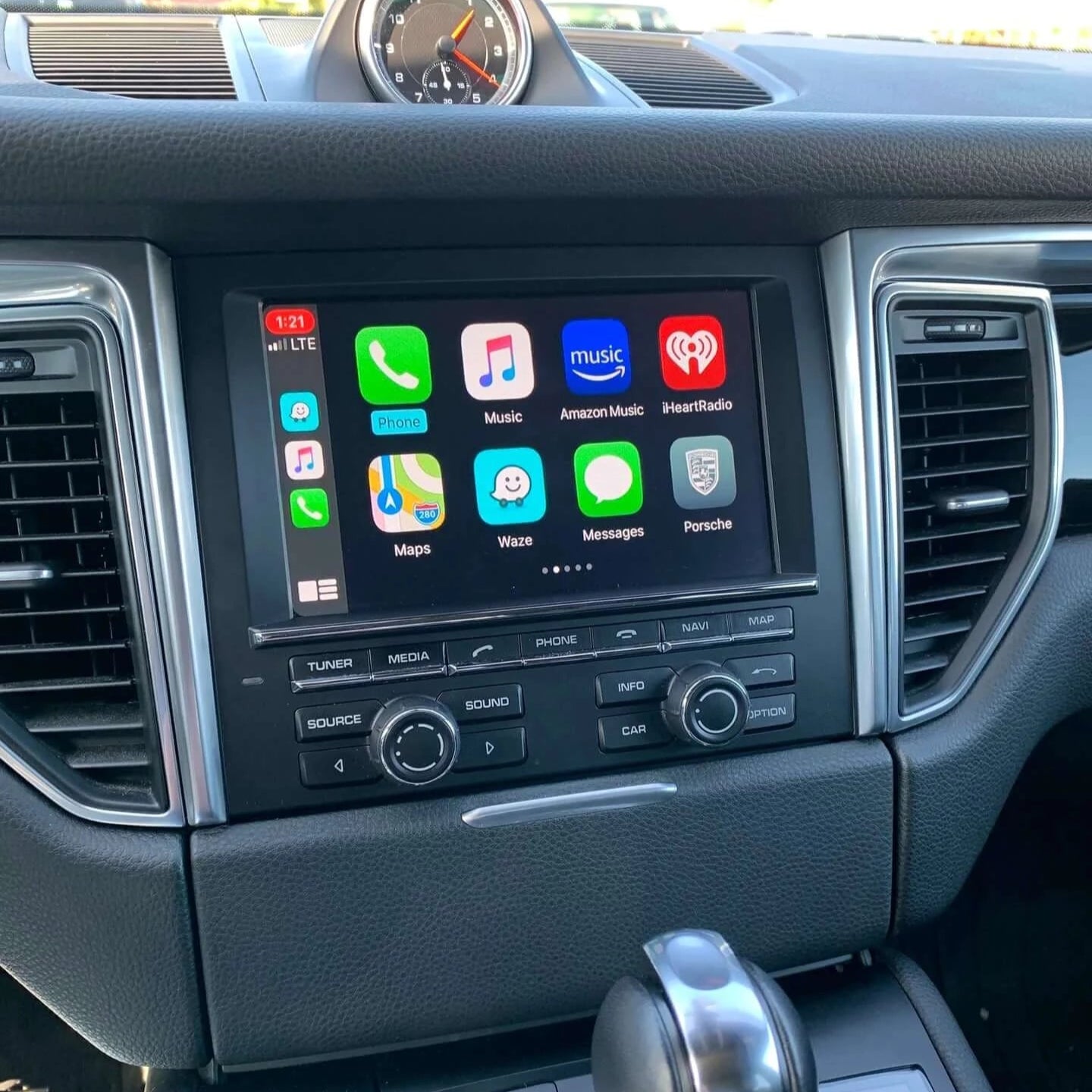 Porsche Macan Apple Carplay & Android Auto Module