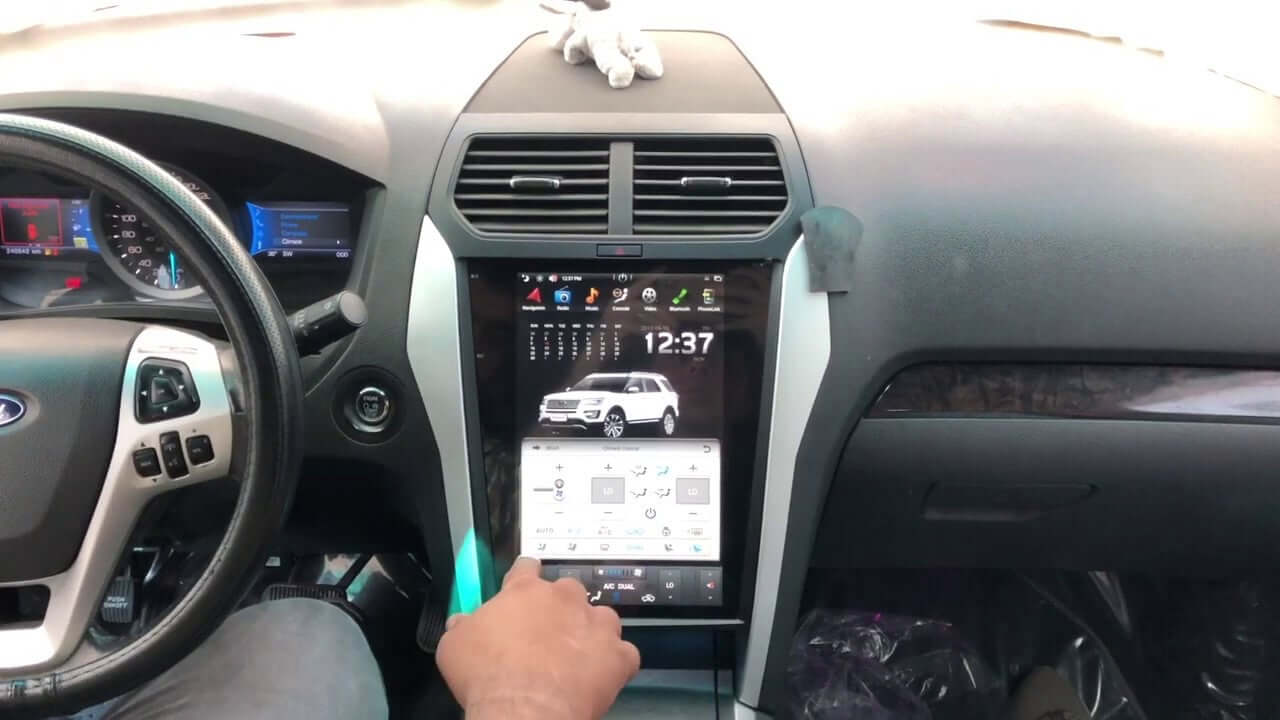 Example of Tesla-style Carplay Screen